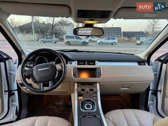 Белый Ленд Ровер Рендж Ровер Эвок, объемом двигателя 2.18 л и пробегом 77 тыс. км за 18500 $, фото 21 на Automoto.ua