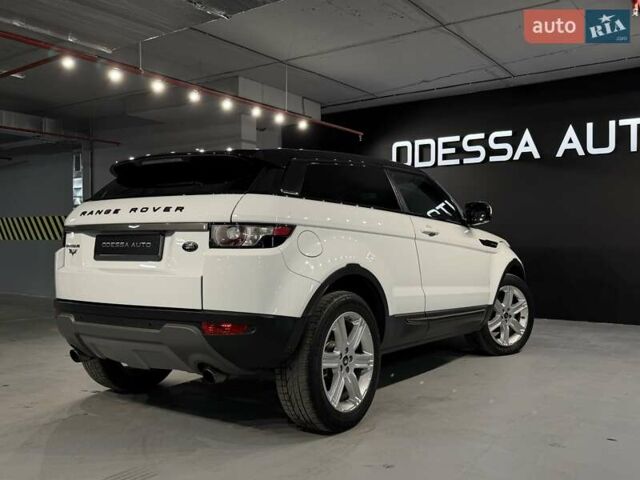 Білий Ленд Ровер Рендж Ровер Евок, об'ємом двигуна 2 л та пробігом 113 тис. км за 16500 $, фото 12 на Automoto.ua