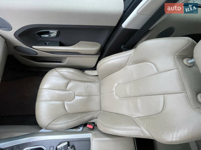 Белый Ленд Ровер Рендж Ровер Эвок, объемом двигателя 2.18 л и пробегом 276 тыс. км за 16300 $, фото 13 на Automoto.ua