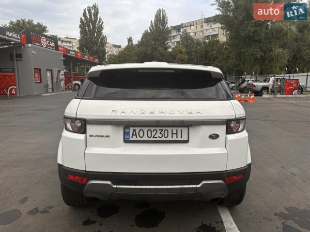 Білий Ленд Ровер Рендж Ровер Евок, об'ємом двигуна 2 л та пробігом 186 тис. км за 15000 $, фото 6 на Automoto.ua