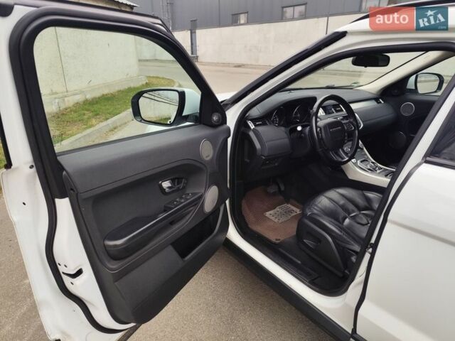 Белый Ленд Ровер Рендж Ровер Эвок, объемом двигателя 2.2 л и пробегом 207 тыс. км за 16500 $, фото 8 на Automoto.ua