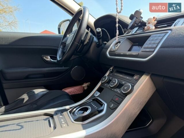 Білий Ленд Ровер Рендж Ровер Евок, об'ємом двигуна 2.18 л та пробігом 187 тис. км за 18200 $, фото 48 на Automoto.ua