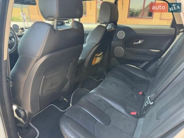 Білий Ленд Ровер Рендж Ровер Евок, об'ємом двигуна 2.18 л та пробігом 187 тис. км за 18200 $, фото 42 на Automoto.ua