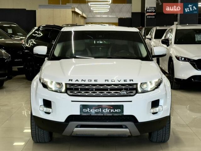 Белый Ленд Ровер Рендж Ровер Эвок, объемом двигателя 2.18 л и пробегом 155 тыс. км за 19399 $, фото 4 на Automoto.ua