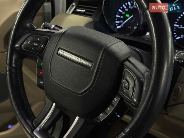 Белый Ленд Ровер Рендж Ровер Эвок, объемом двигателя 2.18 л и пробегом 155 тыс. км за 19399 $, фото 27 на Automoto.ua