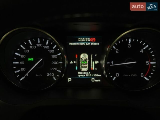 Белый Ленд Ровер Рендж Ровер Эвок, объемом двигателя 2.18 л и пробегом 155 тыс. км за 19399 $, фото 26 на Automoto.ua