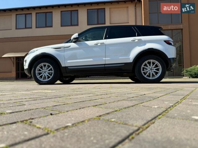 Білий Ленд Ровер Рендж Ровер Евок, об'ємом двигуна 2.18 л та пробігом 187 тис. км за 18200 $, фото 10 на Automoto.ua