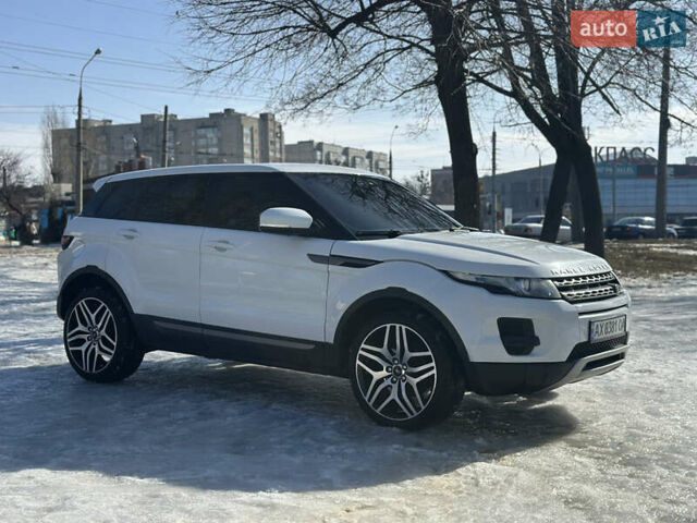 Білий Ленд Ровер Рендж Ровер Евок, об'ємом двигуна 2.2 л та пробігом 223 тис. км за 15800 $, фото 8 на Automoto.ua
