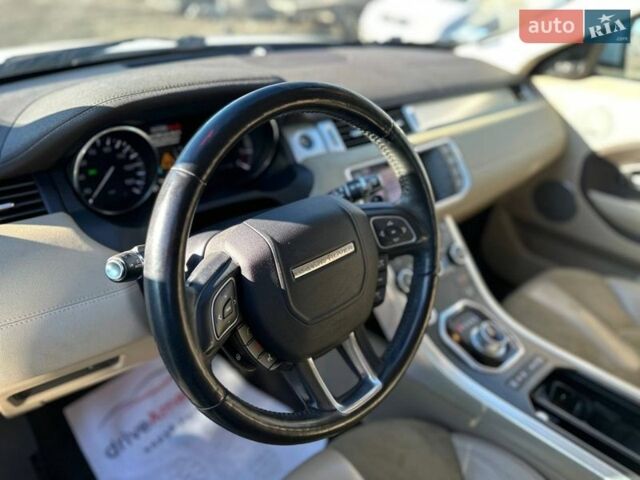 Білий Ленд Ровер Рендж Ровер Евок, об'ємом двигуна 2 л та пробігом 186 тис. км за 10500 $, фото 10 на Automoto.ua