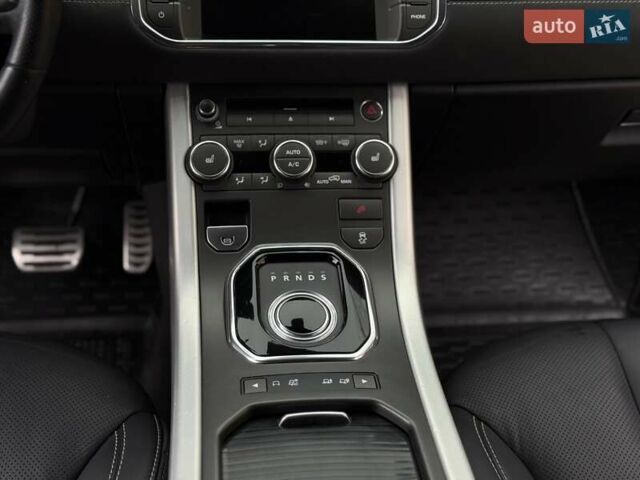 Белый Ленд Ровер Рендж Ровер Эвок, объемом двигателя 2 л и пробегом 104 тыс. км за 18900 $, фото 50 на Automoto.ua