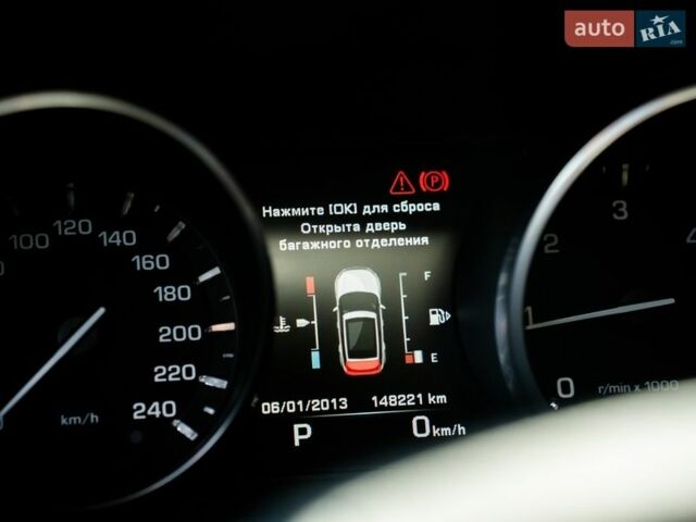 Белый Ленд Ровер Рендж Ровер Эвок, объемом двигателя 2.2 л и пробегом 148 тыс. км за 19000 $, фото 52 на Automoto.ua