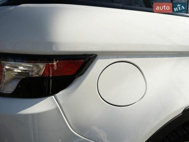 Белый Ленд Ровер Рендж Ровер Эвок, объемом двигателя 2.2 л и пробегом 148 тыс. км за 19000 $, фото 36 на Automoto.ua