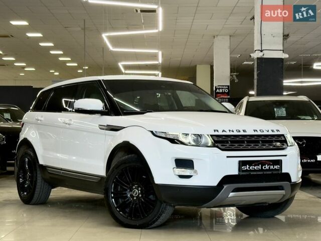 Белый Ленд Ровер Рендж Ровер Эвок, объемом двигателя 2.18 л и пробегом 155 тыс. км за 19399 $, фото 5 на Automoto.ua