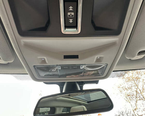 Білий Ленд Ровер Рендж Ровер Евок, об'ємом двигуна 2.18 л та пробігом 72 тис. км за 18500 $, фото 20 на Automoto.ua