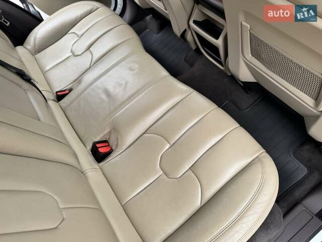 Ленд Ровер Рендж Ровер Евок 2013 у Києві на Automoto.ua Білий Ленд Ровер Рендж Ровер Евок, об'ємом двигуна 2.18 л та пробігом 170 тис. км за 17900 $, фото 30 на Automoto.ua