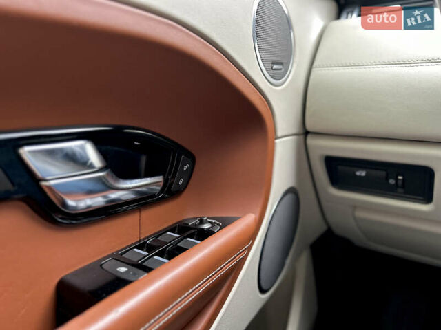 Білий Ленд Ровер Рендж Ровер Евок, об'ємом двигуна 2 л та пробігом 154 тис. км за 14000 $, фото 12 на Automoto.ua