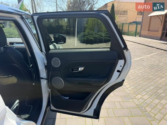 Білий Ленд Ровер Рендж Ровер Евок, об'ємом двигуна 2.18 л та пробігом 187 тис. км за 18200 $, фото 43 на Automoto.ua