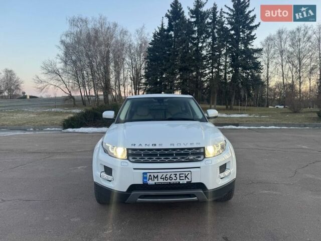 Белый Ленд Ровер Рендж Ровер Эвок, объемом двигателя 2.2 л и пробегом 77 тыс. км за 18500 $, фото 2 на Automoto.ua