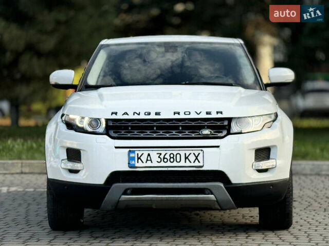 Белый Ленд Ровер Рендж Ровер Эвок, объемом двигателя 2.18 л и пробегом 180 тыс. км за 15500 $, фото 2 на Automoto.ua