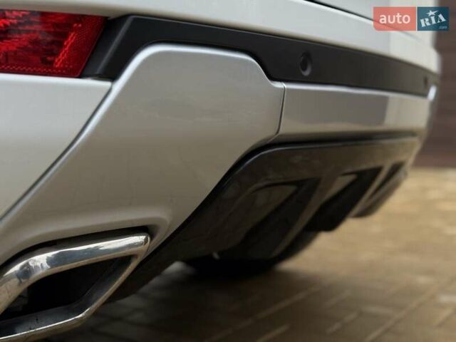 Белый Ленд Ровер Рендж Ровер Эвок, объемом двигателя 2 л и пробегом 104 тыс. км за 18900 $, фото 30 на Automoto.ua