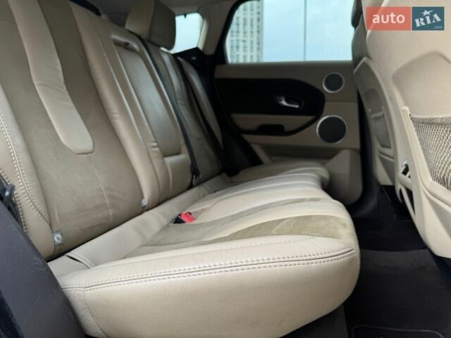 Белый Ленд Ровер Рендж Ровер Эвок, объемом двигателя 2 л и пробегом 241 тыс. км за 13200 $, фото 17 на Automoto.ua