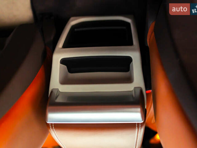 Белый Ленд Ровер Рендж Ровер Эвок, объемом двигателя 2 л и пробегом 73 тыс. км за 17700 $, фото 63 на Automoto.ua