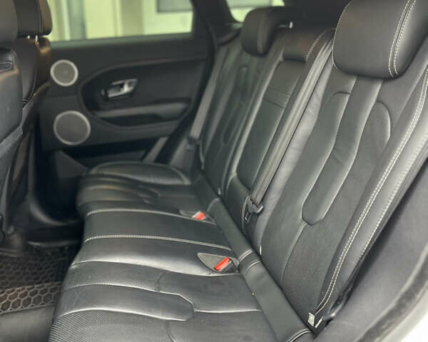 Белый Ленд Ровер Рендж Ровер Эвок, объемом двигателя 2 л и пробегом 105 тыс. км за 18799 $, фото 11 на Automoto.ua