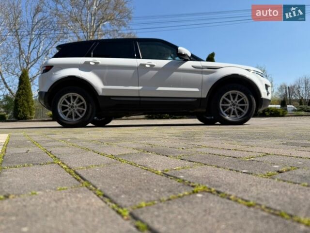 Білий Ленд Ровер Рендж Ровер Евок, об'ємом двигуна 2.18 л та пробігом 187 тис. км за 18200 $, фото 13 на Automoto.ua