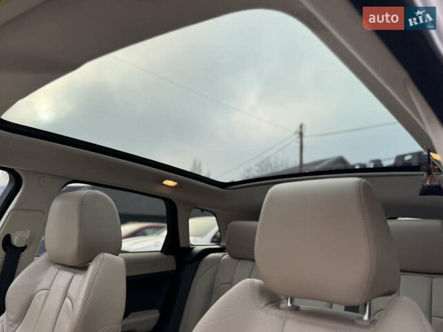 Ленд Ровер Рендж Ровер Эвок 2013 в Одессе на Automoto.ua Белый Ленд Ровер Рендж Ровер Эвок, объемом двигателя 2 л и пробегом 169 тыс. км за 16500 $, фото 40 на Automoto.ua