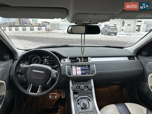 Білий Ленд Ровер Рендж Ровер Евок, об'ємом двигуна 2.18 л та пробігом 130 тис. км за 19999 $, фото 10 на Automoto.ua