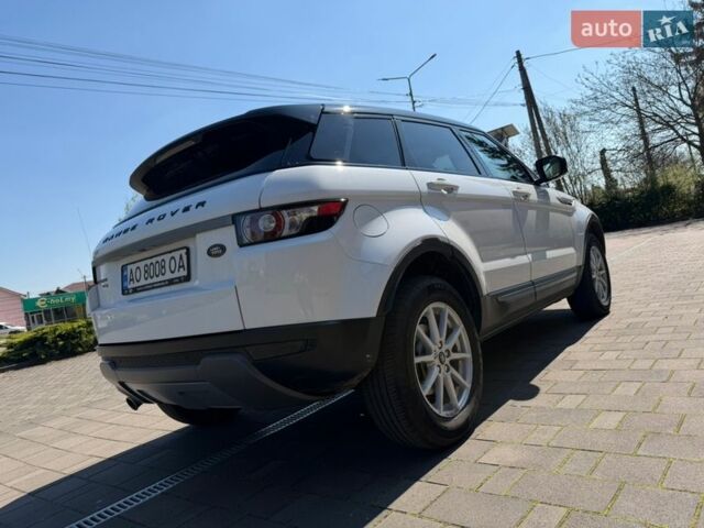 Білий Ленд Ровер Рендж Ровер Евок, об'ємом двигуна 2.18 л та пробігом 187 тис. км за 18200 $, фото 12 на Automoto.ua