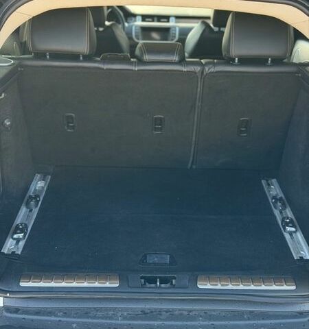 Білий Ленд Ровер Рендж Ровер Евок, об'ємом двигуна 2 л та пробігом 179 тис. км за 11900 $, фото 16 на Automoto.ua