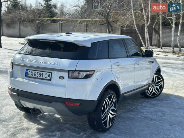 Білий Ленд Ровер Рендж Ровер Евок, об'ємом двигуна 2.2 л та пробігом 223 тис. км за 15800 $, фото 15 на Automoto.ua