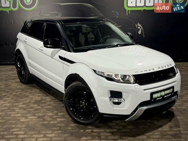 Белый Ленд Ровер Рендж Ровер Эвок, объемом двигателя 2.18 л и пробегом 72 тыс. км за 18999 $, фото 3 на Automoto.ua