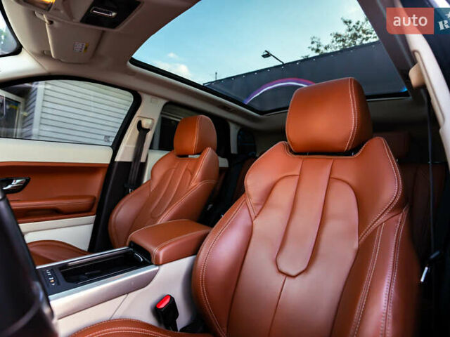 Белый Ленд Ровер Рендж Ровер Эвок, объемом двигателя 2 л и пробегом 73 тыс. км за 17700 $, фото 33 на Automoto.ua