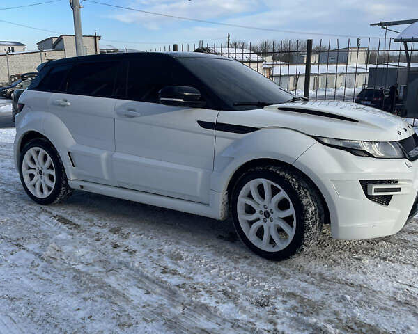 Білий Ленд Ровер Рендж Ровер Евок, об'ємом двигуна 2.18 л та пробігом 208 тис. км за 19500 $, фото 4 на Automoto.ua