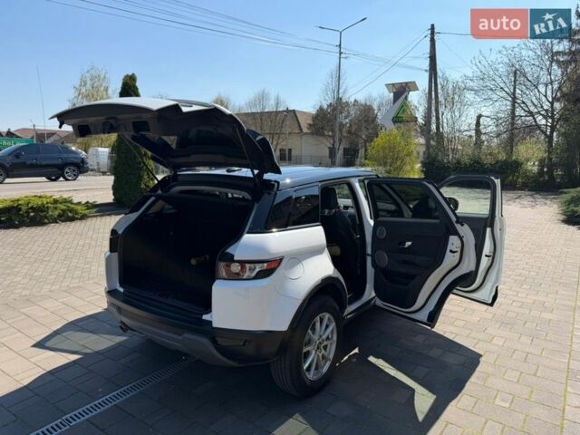 Білий Ленд Ровер Рендж Ровер Евок, об'ємом двигуна 2.18 л та пробігом 187 тис. км за 18200 $, фото 28 на Automoto.ua