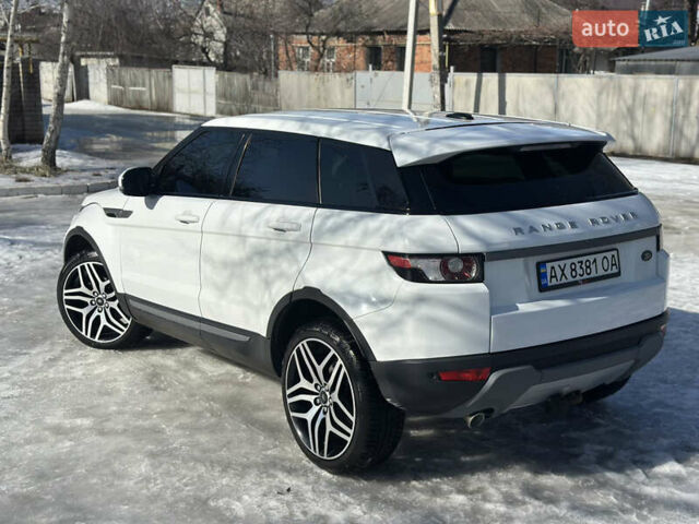 Білий Ленд Ровер Рендж Ровер Евок, об'ємом двигуна 2.2 л та пробігом 223 тис. км за 15800 $, фото 21 на Automoto.ua