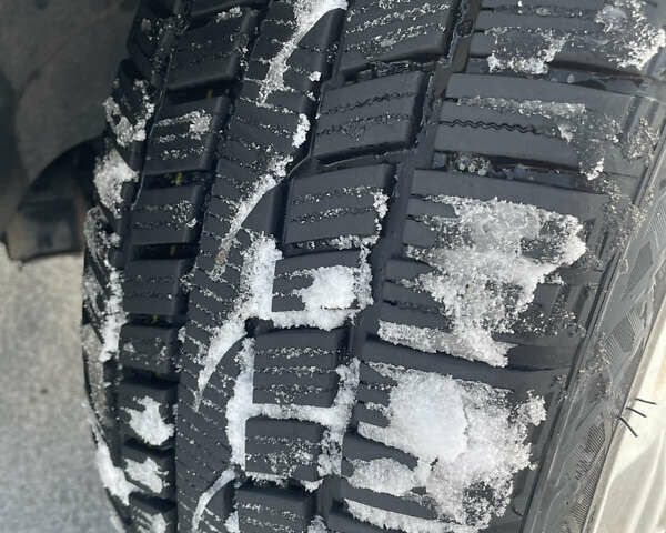 Білий Ленд Ровер Рендж Ровер Евок, об'ємом двигуна 2.18 л та пробігом 208 тис. км за 19500 $, фото 32 на Automoto.ua