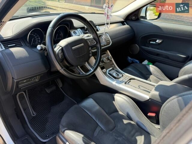 Білий Ленд Ровер Рендж Ровер Евок, об'ємом двигуна 2.18 л та пробігом 187 тис. км за 18200 $, фото 39 на Automoto.ua