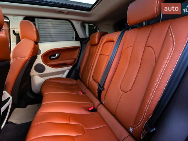 Белый Ленд Ровер Рендж Ровер Эвок, объемом двигателя 2 л и пробегом 73 тыс. км за 17700 $, фото 38 на Automoto.ua