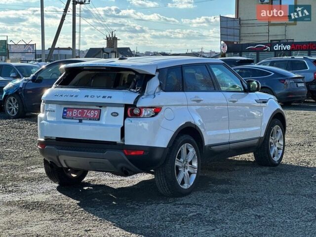 Білий Ленд Ровер Рендж Ровер Евок, об'ємом двигуна 2 л та пробігом 186 тис. км за 10500 $, фото 6 на Automoto.ua