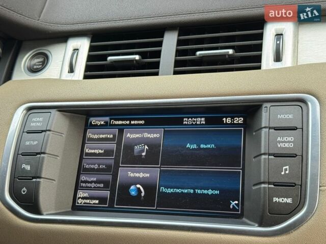 Белый Ленд Ровер Рендж Ровер Эвок, объемом двигателя 2 л и пробегом 241 тыс. км за 13200 $, фото 27 на Automoto.ua