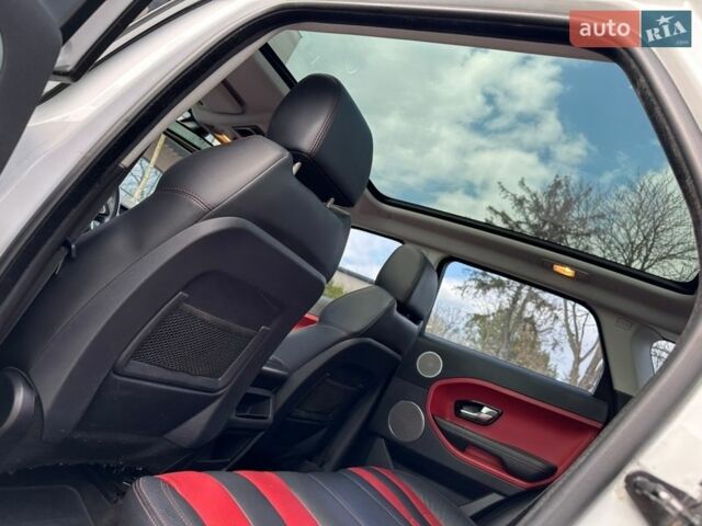 Белый Ленд Ровер Рендж Ровер Эвок, объемом двигателя 2.2 л и пробегом 158 тыс. км за 16500 $, фото 31 на Automoto.ua