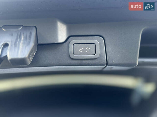 Белый Ленд Ровер Рендж Ровер Эвок, объемом двигателя 2.18 л и пробегом 180 тыс. км за 15500 $, фото 20 на Automoto.ua