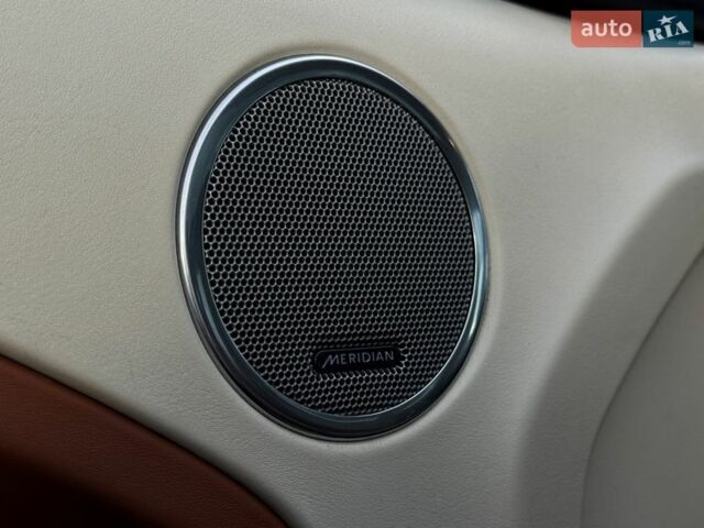 Білий Ленд Ровер Рендж Ровер Евок, об'ємом двигуна 2 л та пробігом 90 тис. км за 18999 $, фото 16 на Automoto.ua