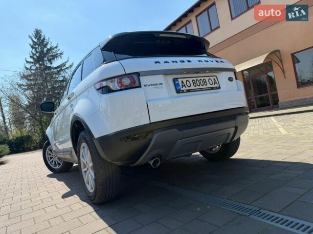 Білий Ленд Ровер Рендж Ровер Евок, об'ємом двигуна 2.18 л та пробігом 187 тис. км за 18200 $, фото 18 на Automoto.ua