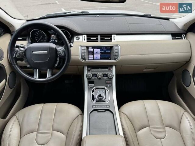 Ленд Ровер Рендж Ровер Евок 2013 у Києві на Automoto.ua Білий Ленд Ровер Рендж Ровер Евок, об'ємом двигуна 2.18 л та пробігом 170 тис. км за 17900 $, фото 37 на Automoto.ua