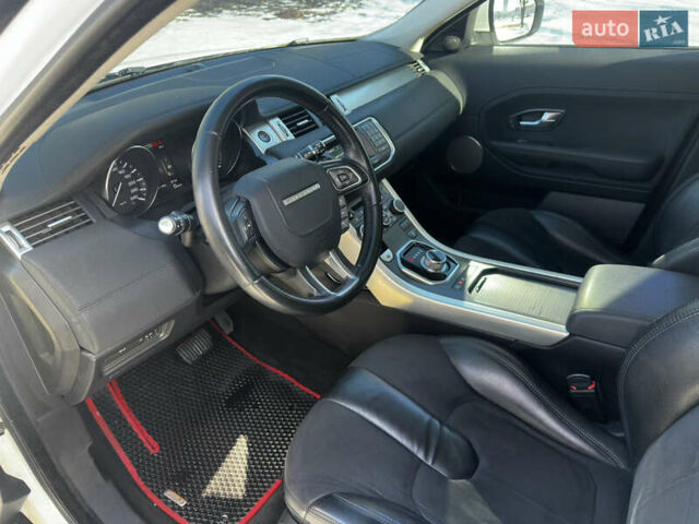 Білий Ленд Ровер Рендж Ровер Евок, об'ємом двигуна 2.2 л та пробігом 223 тис. км за 15800 $, фото 34 на Automoto.ua