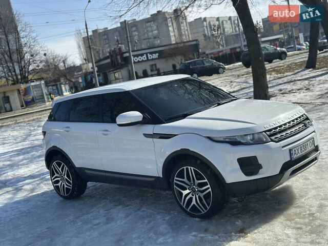 Білий Ленд Ровер Рендж Ровер Евок, об'ємом двигуна 2.2 л та пробігом 223 тис. км за 15800 $, фото 7 на Automoto.ua